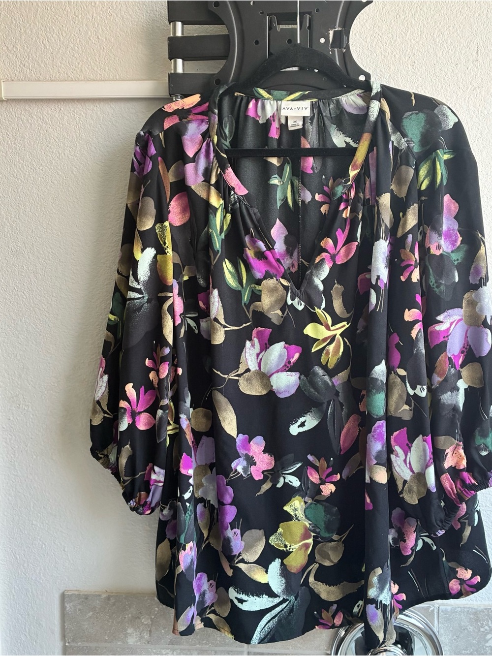 Ava & Viv Black Floral V-Neck Blouse with Purple and Pink Accents